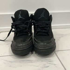 Air Jordan 3 retro black cat
